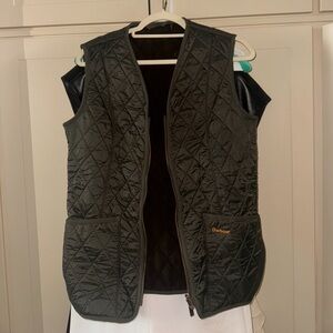 Barbour Vest worn like 5 times max